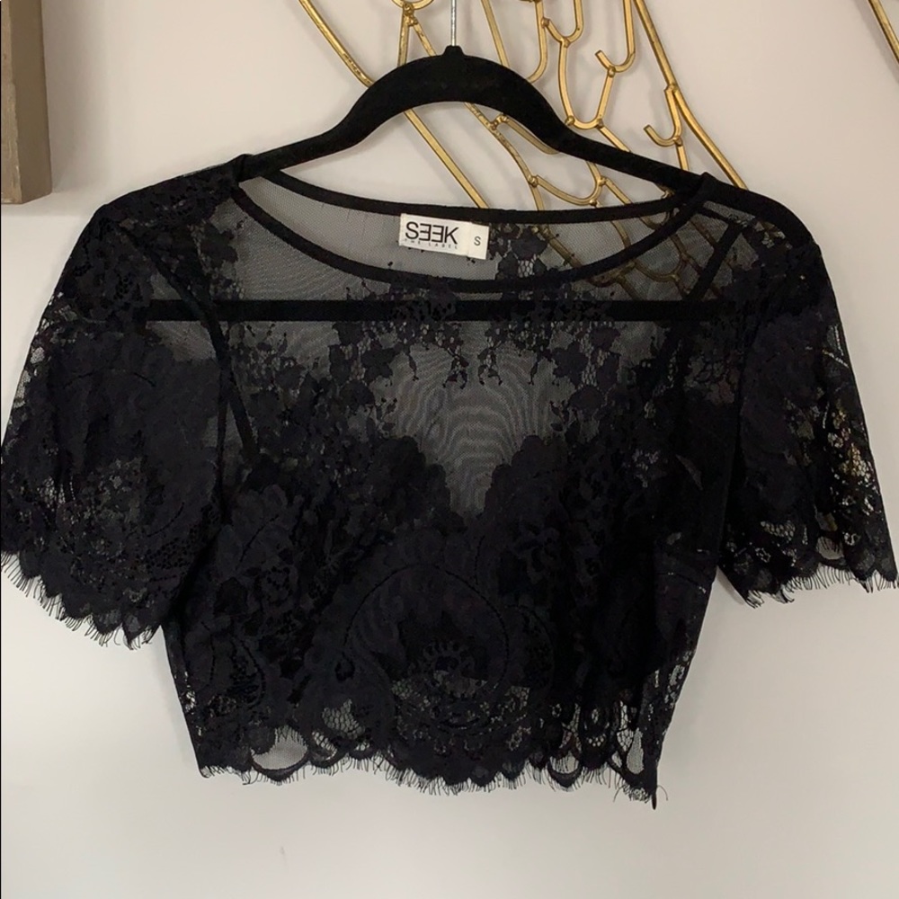 LF lace crop top with built in bra